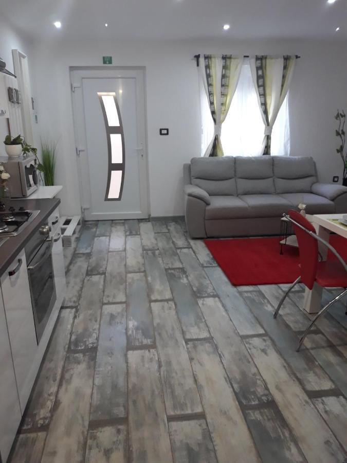 Tri Srece Apartman Ogulin Kültér fotó