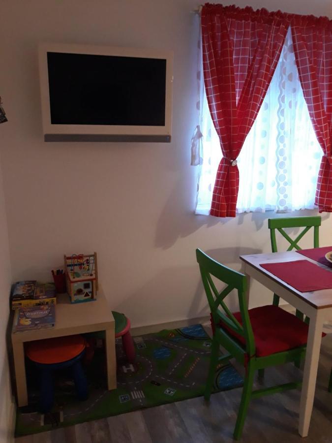 Tri Srece Apartman Ogulin Kültér fotó