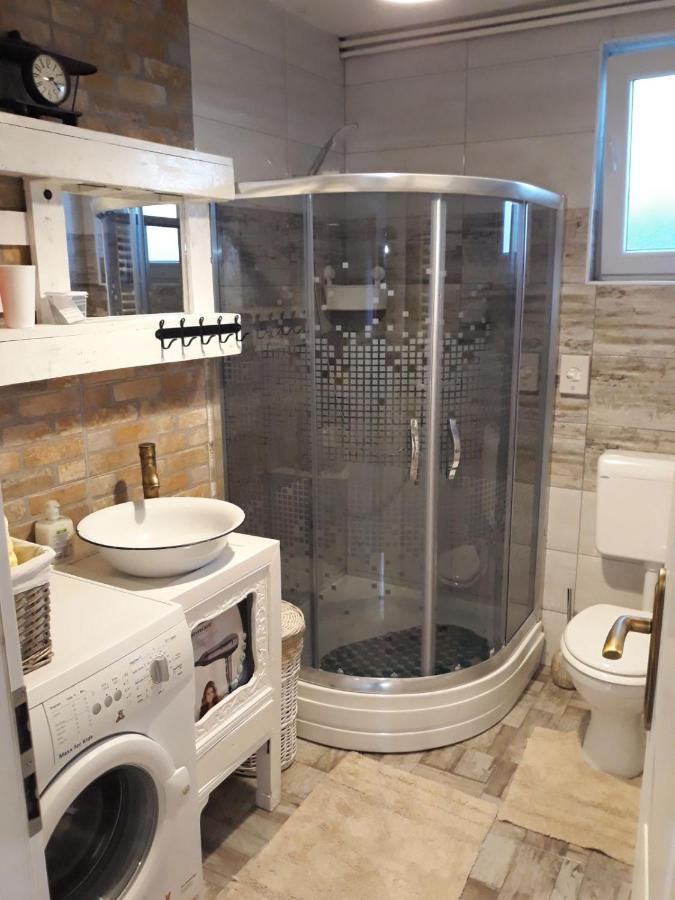 Tri Srece Apartman Ogulin Kültér fotó