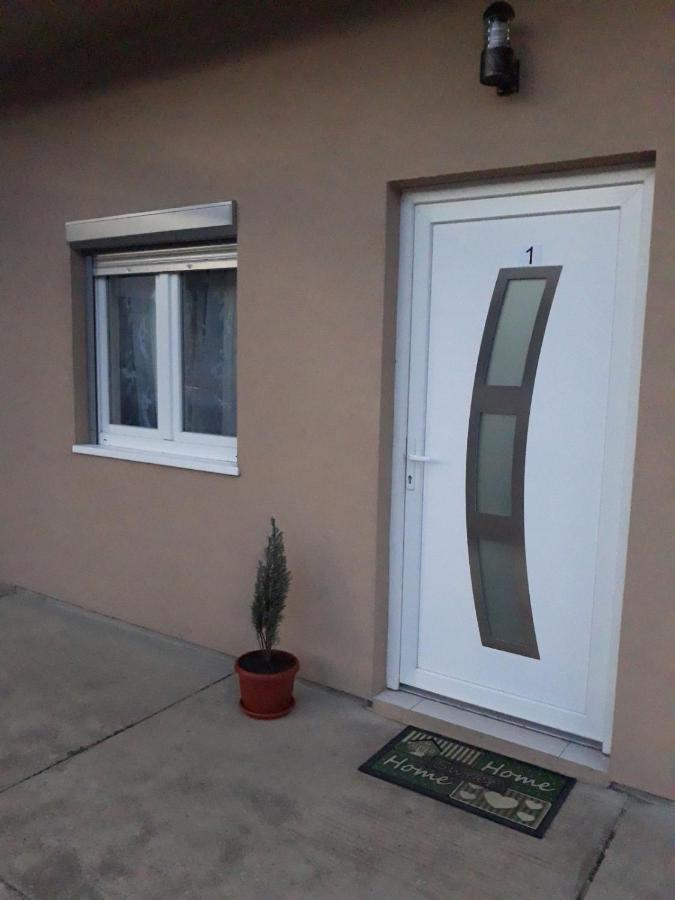 Tri Srece Apartman Ogulin Kültér fotó