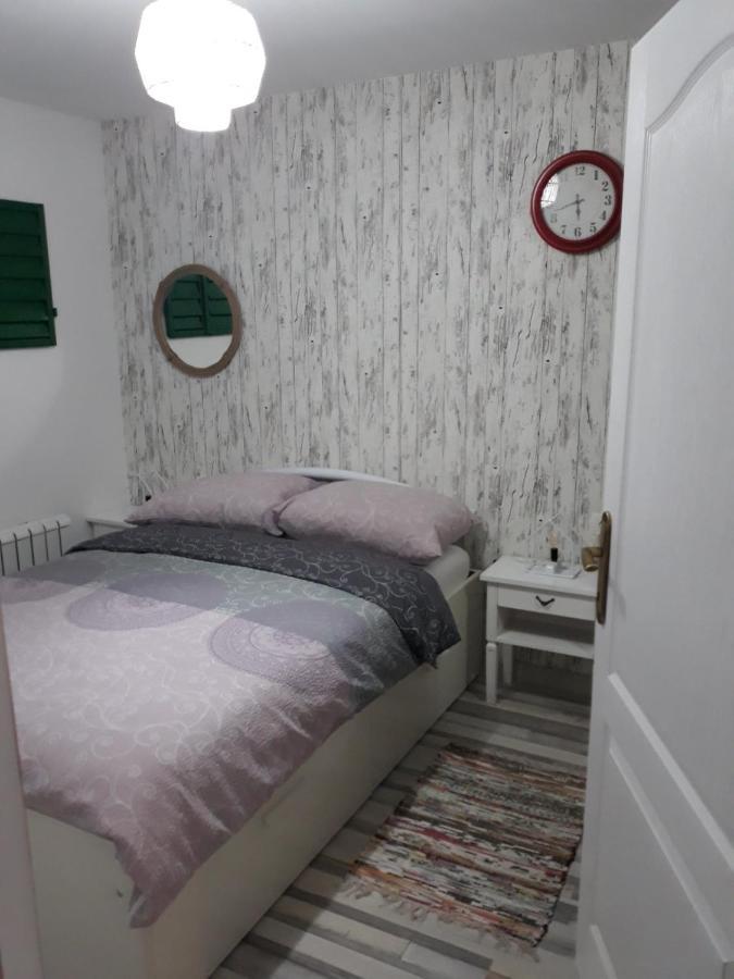 Tri Srece Apartman Ogulin Kültér fotó